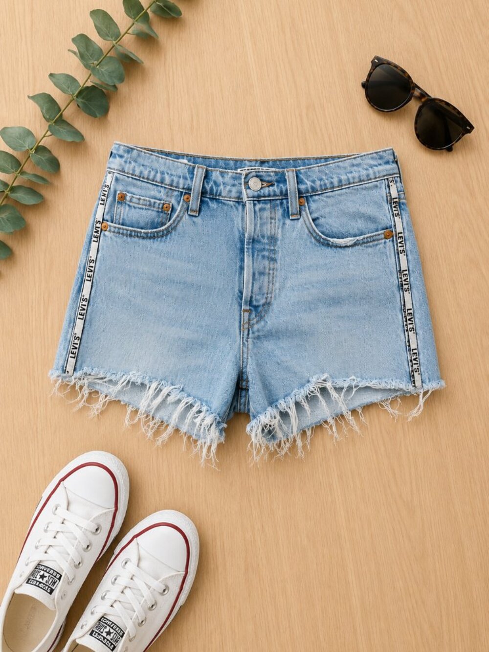 Levi's 501 Original Denim Shorts | Women's Size 25 | Light Wash